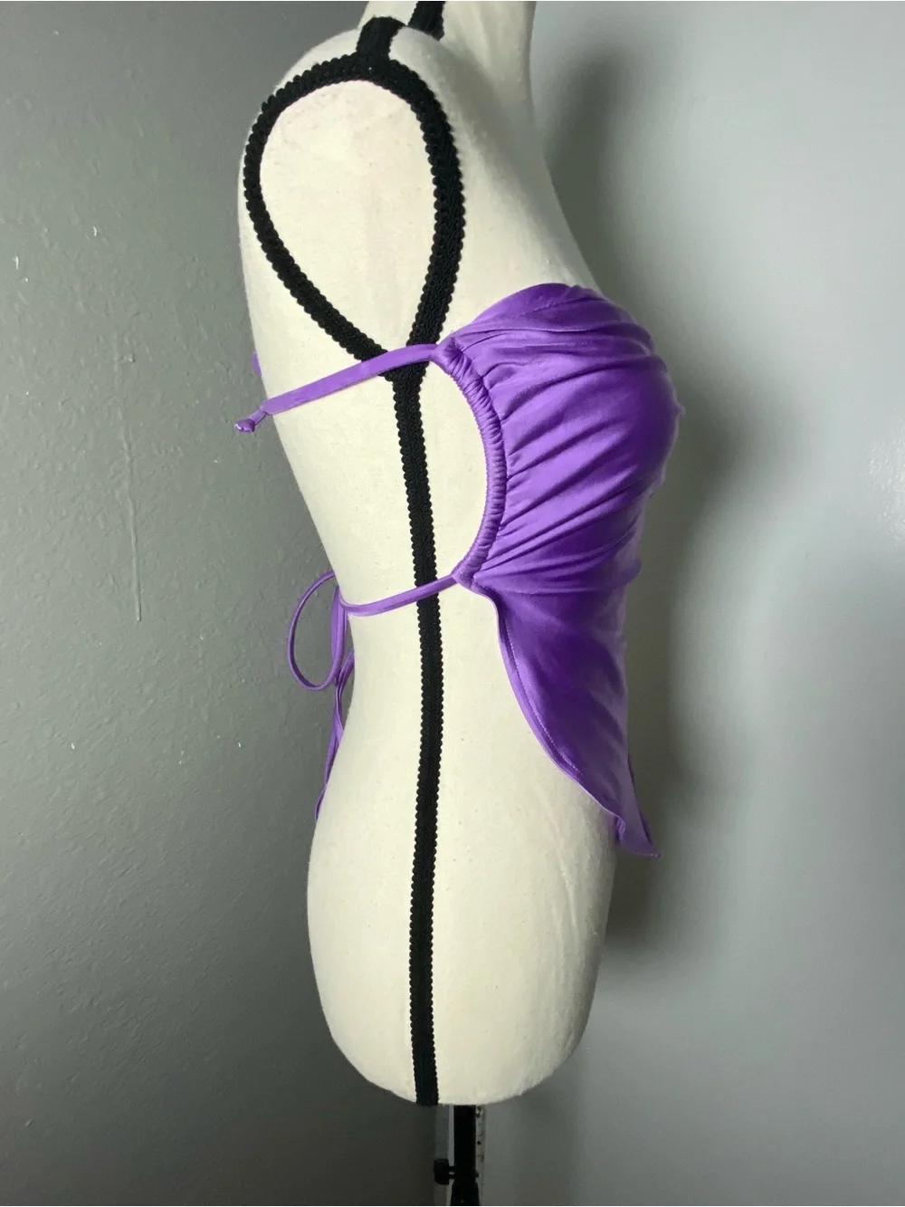 Frankie’s Bikinis Purple Handkerchief Bikini Top Size Small